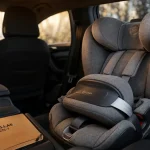 Cybex Pallas : siège auto i-Size à bouclier en voiture arrière