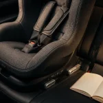 Siège auto Britax Römer avec harnais 5 points et ISOFIX, confort enfant