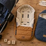 Chanceliere ou nid d ange : chanceliere et nid d’ange bébé sur table